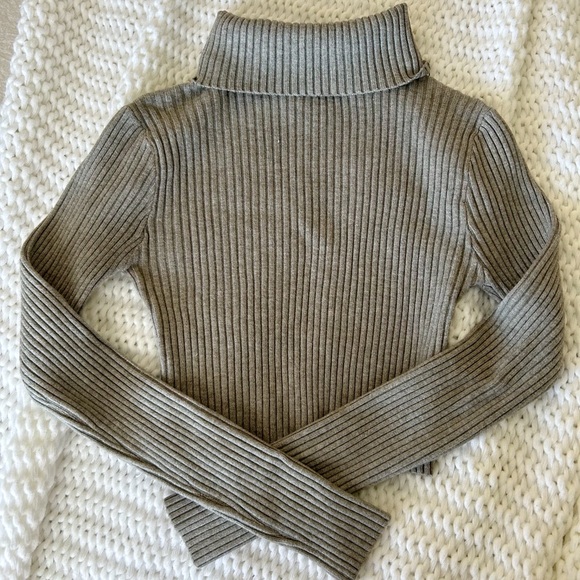 Love tree Gray soft ribbed turtleneck long sleeve - Picture 6 of 8